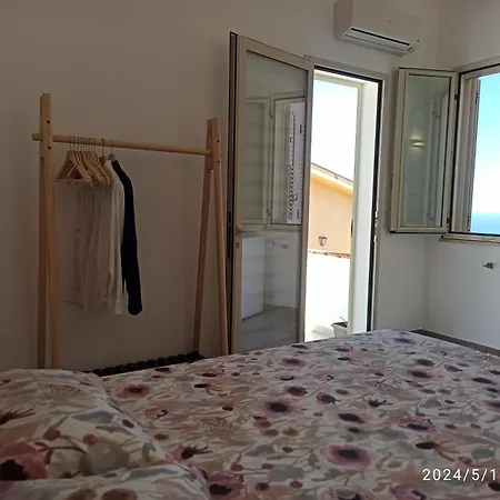 Mediterraneo كاستيلاّماري ديل غو