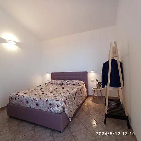 Mediterraneo بيت ضيافة *