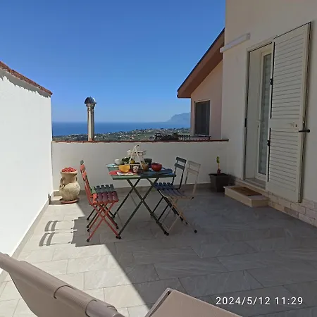 بيت ضيافة Mediterraneo *